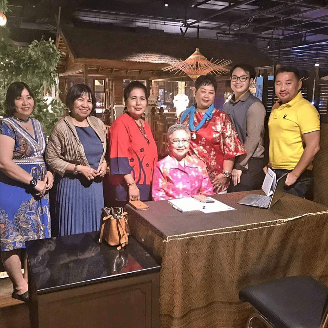 อ.วิมพ์วิพา ประจำICONSIAM,ศิษย์แม่ครูนภา วรบุตร
