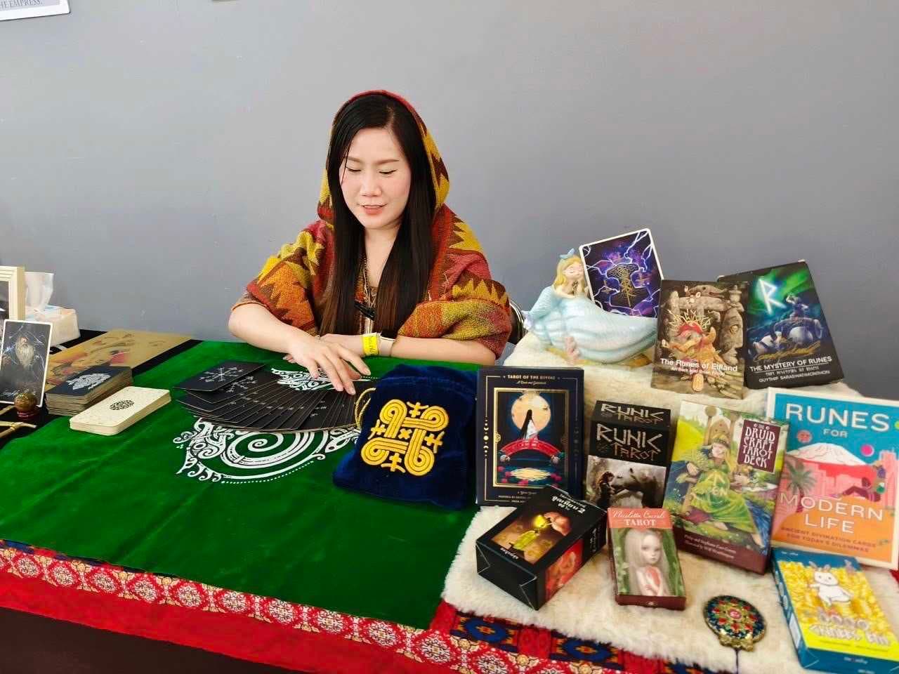 HappyNooknicky 💕1 คำถาม 20 เหรียญ 3 คำถาม 50 เหรียญค่ะ🥰