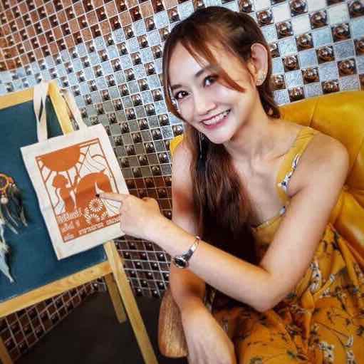 แม่หมอโมเม